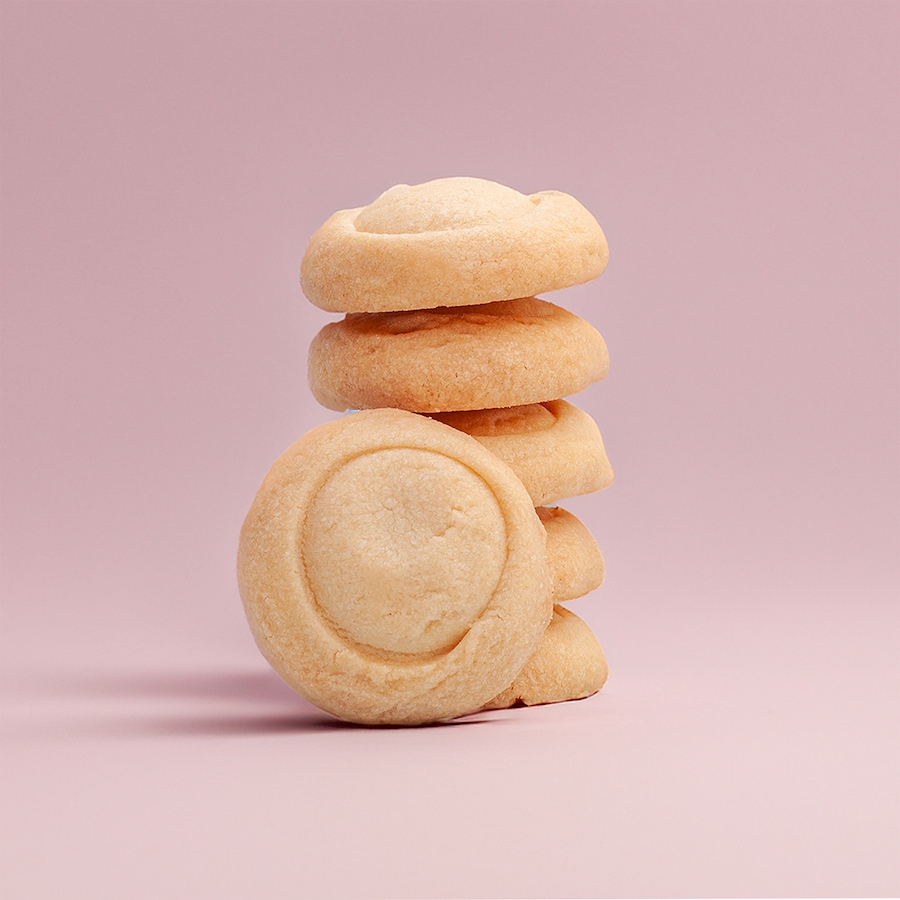 Image 753492_ALTMORE2.jpg, Product 753-492 / Price $69.99, Mary Macleod's Shortbread 2-Quart Cookie Jar from Mary Macleod's on TSC.ca's Kitchen department