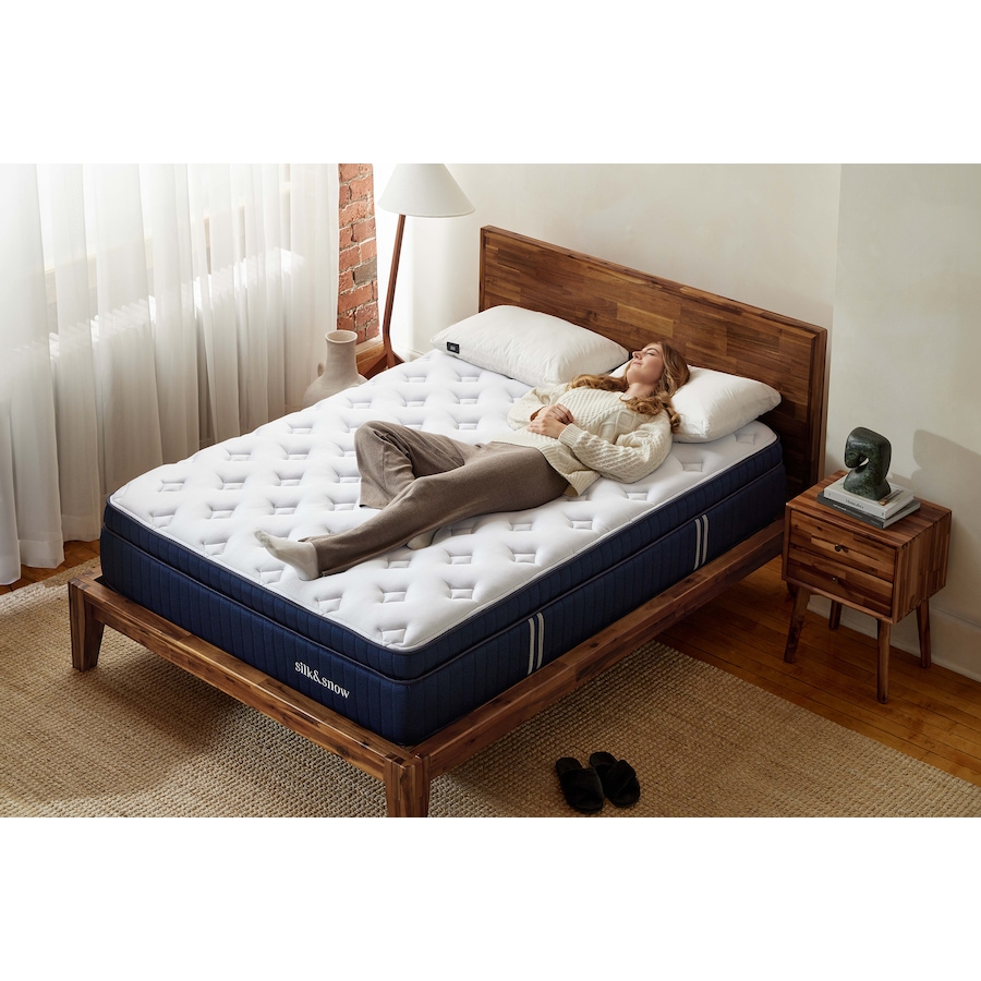 Image 753752_ALTMORE5.jpg, Product 753-752 / Price $1,100.00 - $1,700.00, Silk & Snow Hybrid Mattress (plush) from Silk & Snow on TSC.ca's Home & Garden department