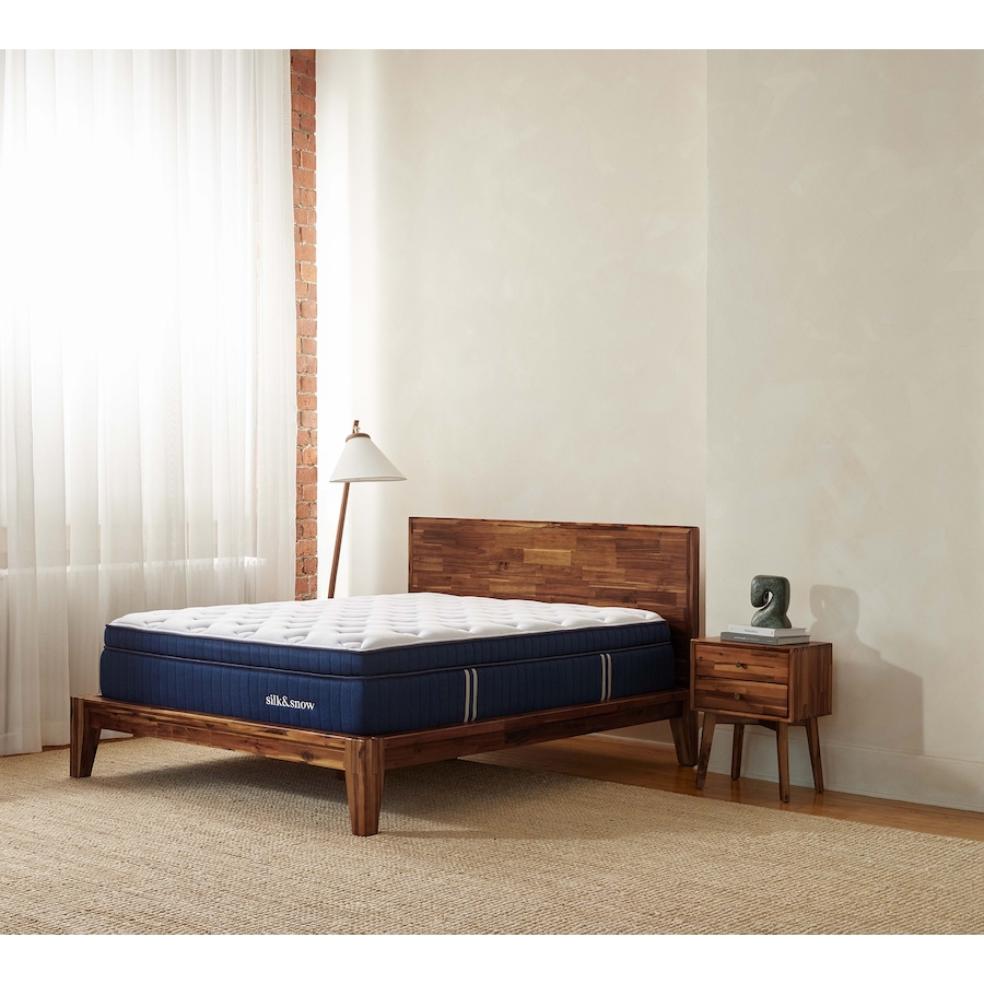 Image 753752_ALTMORE6.jpg, Product 753-752 / Price $1,100.00 - $1,700.00, Silk & Snow Hybrid Mattress (plush) from Silk & Snow on TSC.ca's Home & Garden department