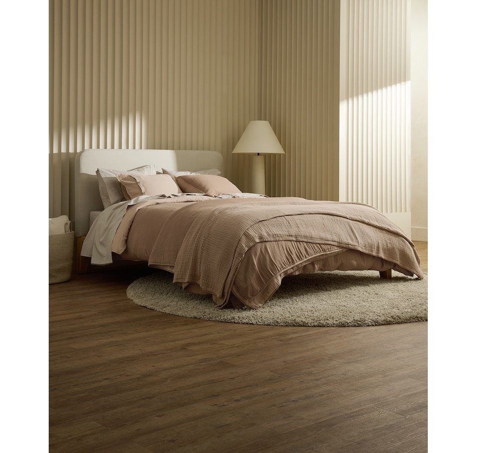 Image 753762_ALTMORE3.jpg, Product 753-762 / Price $225.00 - $350.00, Silk & Snow Muslin Quilt from Silk & Snow on TSC.ca's Home & Garden department