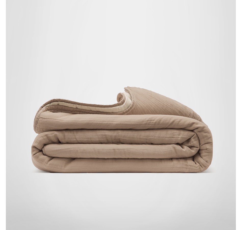 Image 753762_CHAI.jpg, Product 753-762 / Price $225.00 - $350.00, Silk & Snow Muslin Quilt from Silk & Snow on TSC.ca's Home & Garden department