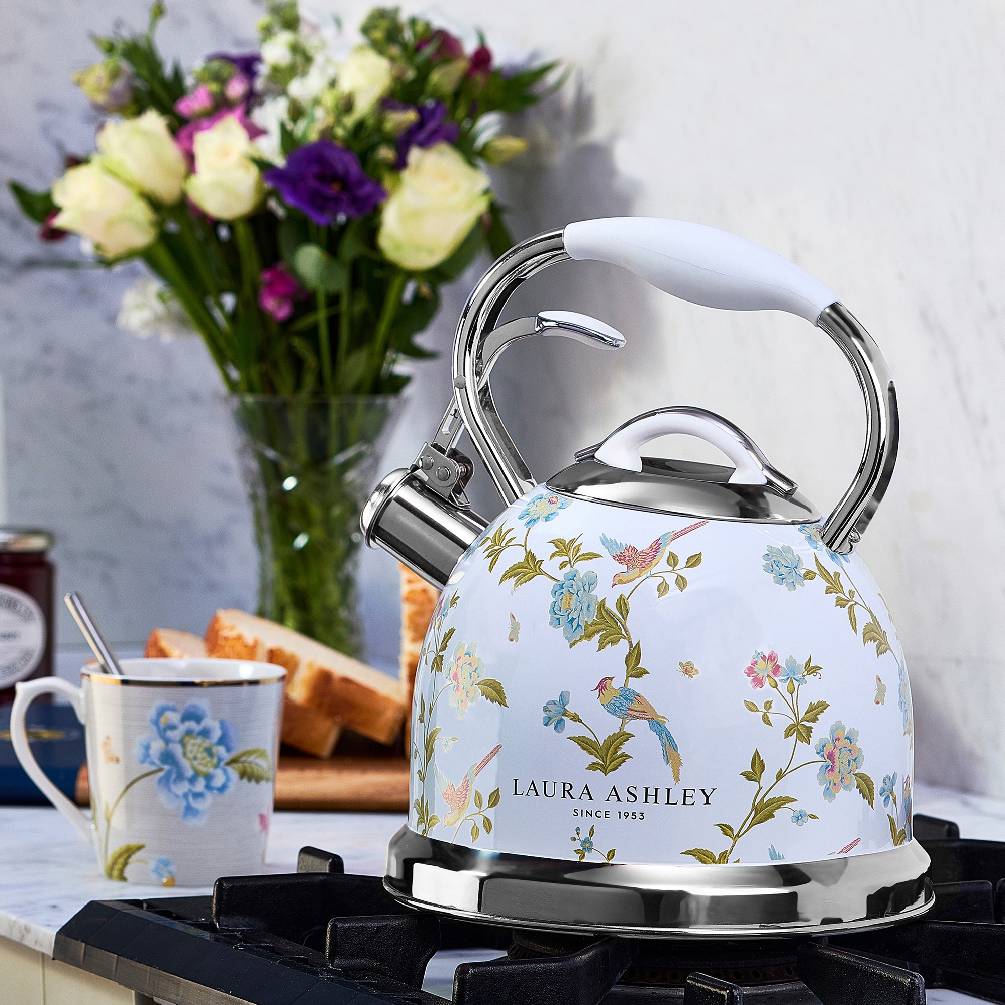 Laura Ashley Stovetop Kettle (10-cup, Elveden White) - TSC.ca