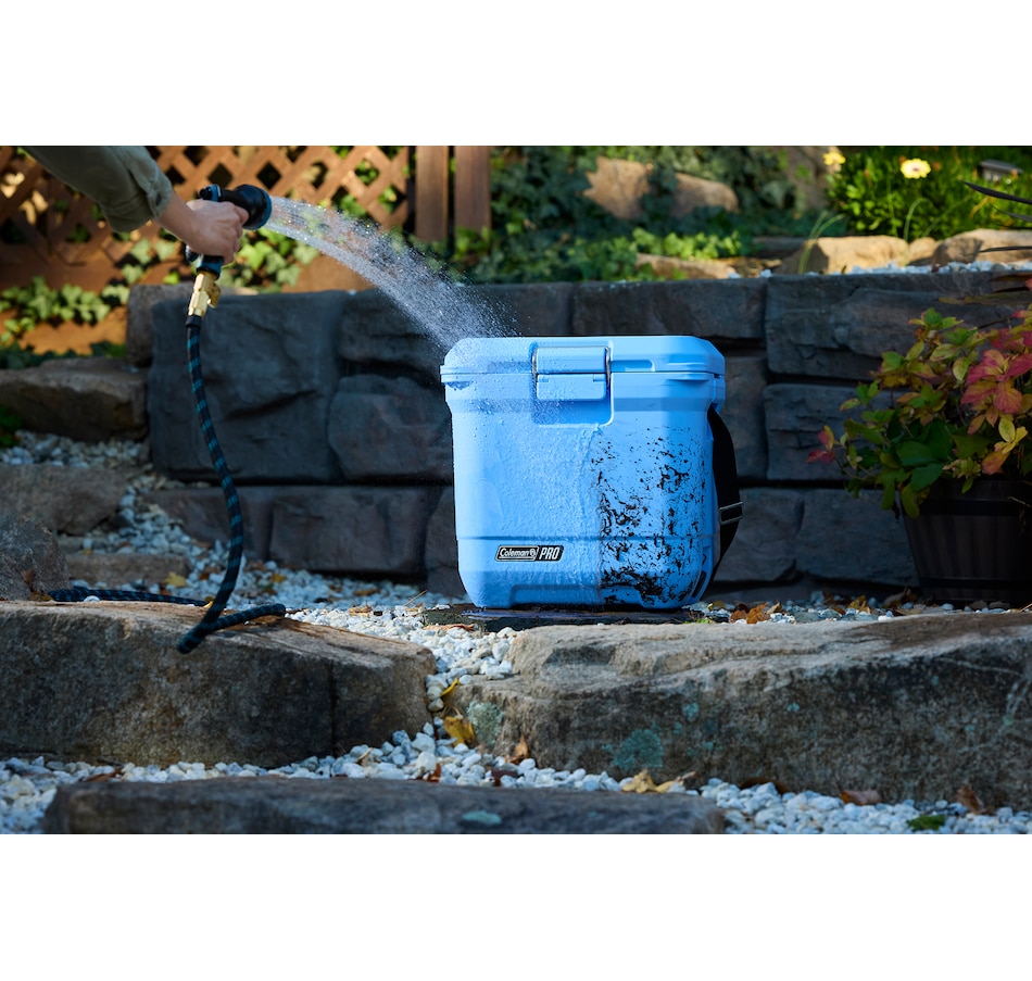 Image 754516_ALTMORE5.jpg, Product 754-516 / Price $199.99, Coleman 25-Quart Pro Cooler from Coleman on TSC.ca's Home & Garden department