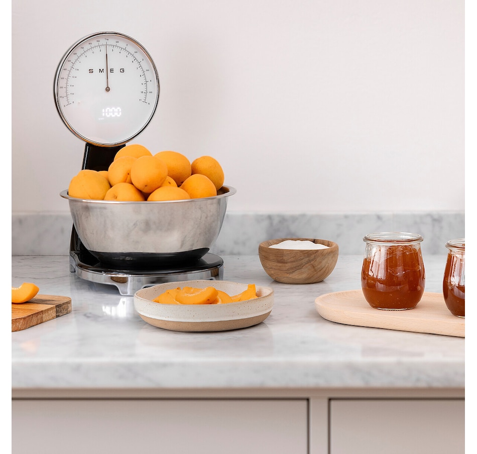 Image 754525_ALTMORE1.jpg, Product 754-525 / Price $249.99, SMEG Analogue and Digital Kitchen Scale from Smeg on TSC.ca's Kitchen department