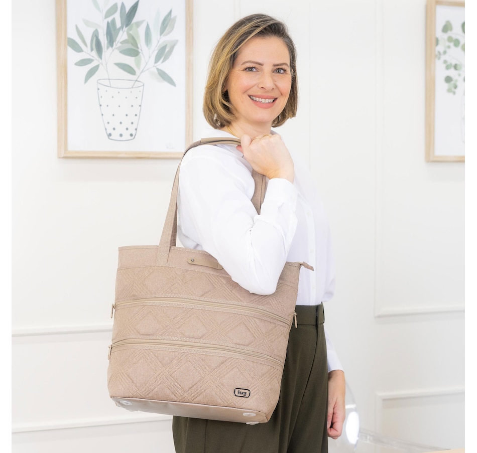 Image 754836_ALTMORE25.jpg, Product 754-836 / Price $95.00, Lug Legacy - Taxi Tote Bag from Lug on TSC.ca's Home & Garden department
