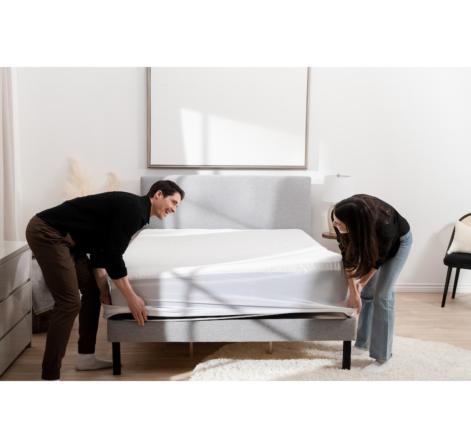 Image 754954_ALTMORE2.jpg, Product 754-954 / Price $109.00 - $159.00, Hush Iced Mattress Protector from Hush on TSC.ca's Home & Garden department