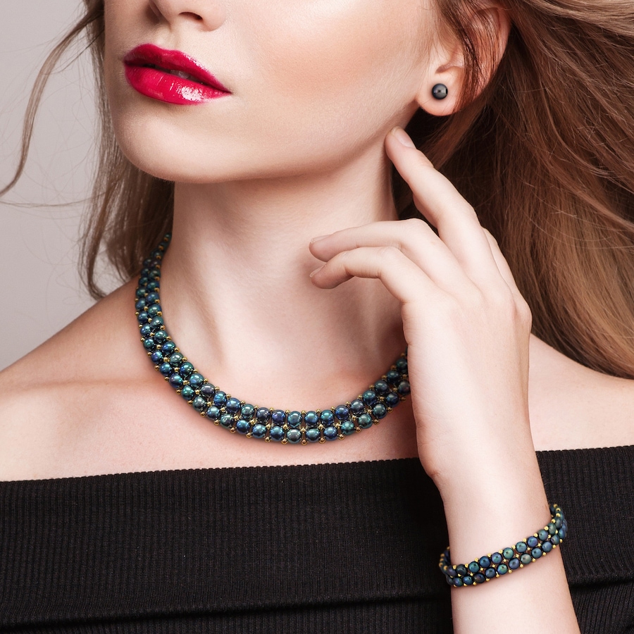 Image 755907_ALTMORE6.jpg, Product 755-907 / Price $259.99, Amour Pearls Sterling Silver Cultured Freshwater Pearl Bracelet And Earring Set from Amour Pearls on TSC.ca's Jewellery department