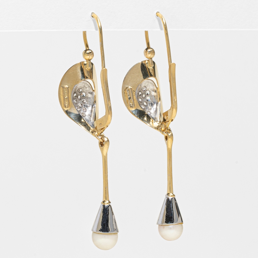 Image 755975_ALTMORE2.jpg, Product 755-975 / Price $3,895.00, Estate Originals 18K Yellow and White Gold Cultured Pearl and Cubic Zirconia Drop Earrings from Estate Originals on TSC.ca's Jewellery department