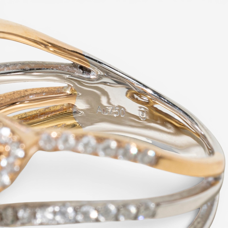 Image 756006_ALTMORE5.jpg, Product 756-006 / Price $6,495.00, Estate Originals 18K Yellow, White and Rose Gold Baguette and Round Crossover Diamond Ring from Estate Originals on TSC.ca's Jewellery department