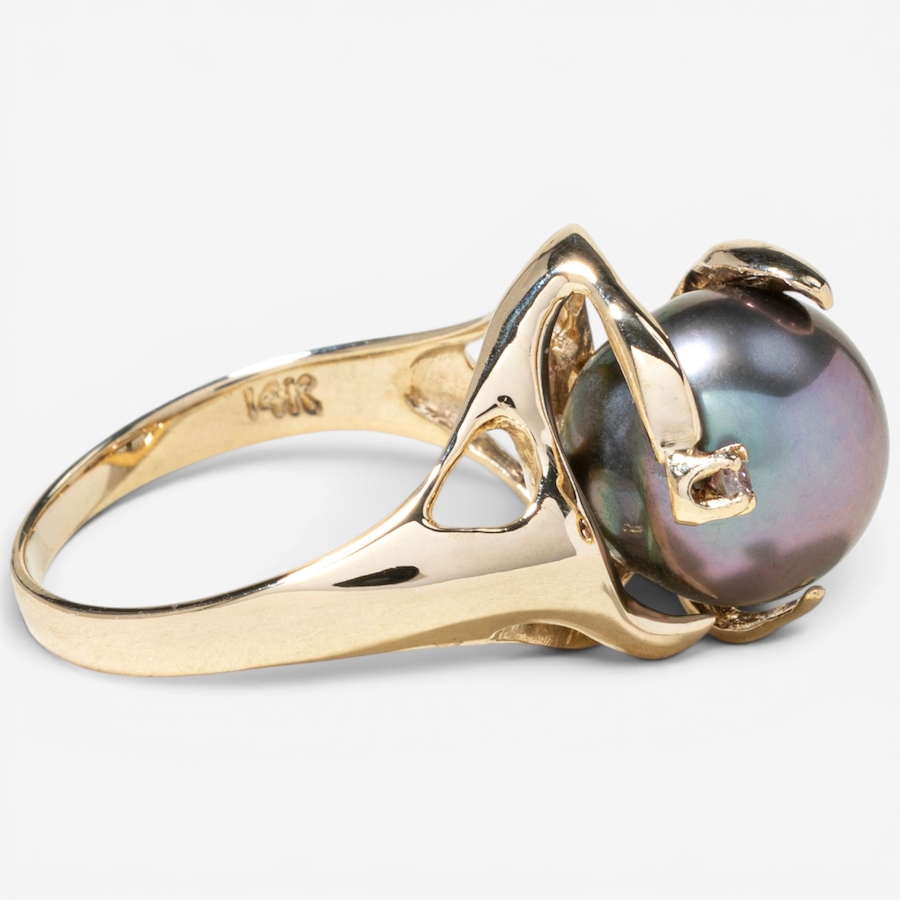Image 756010_ALTMORE2.jpg, Product 756-010 / Price $1,995.00, Estate Originals 14K Yellow Gold Tahitian Pearl and Diamond Ring from Estate Originals on TSC.ca's Jewellery department