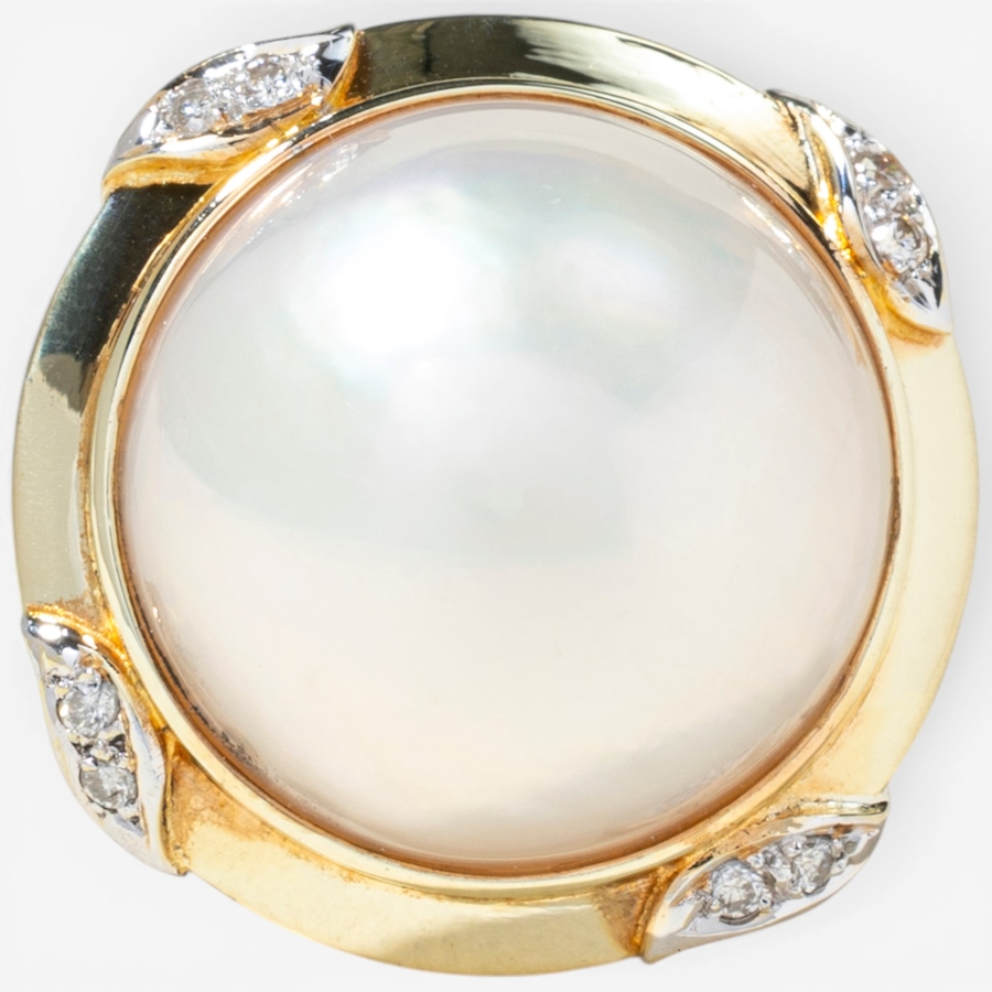 Image 756011.jpg, Product 756-011 / Price $3,795.00, Estate Originals 14K Yellow Gold Mabe Pearl and Diamond Ring from Estate Originals on TSC.ca's Jewellery department