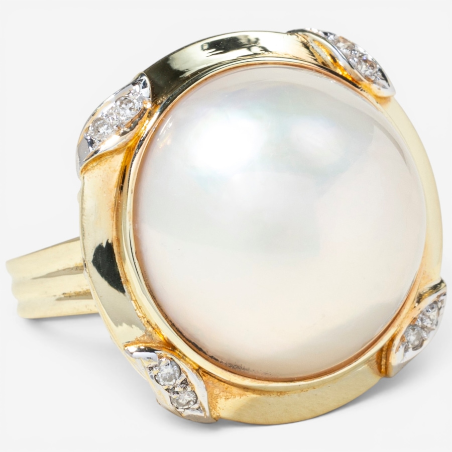 Image 756011_ALTMORE1.jpg, Product 756-011 / Price $3,795.00, Estate Originals 14K Yellow Gold Mabe Pearl and Diamond Ring from Estate Originals on TSC.ca's Jewellery department