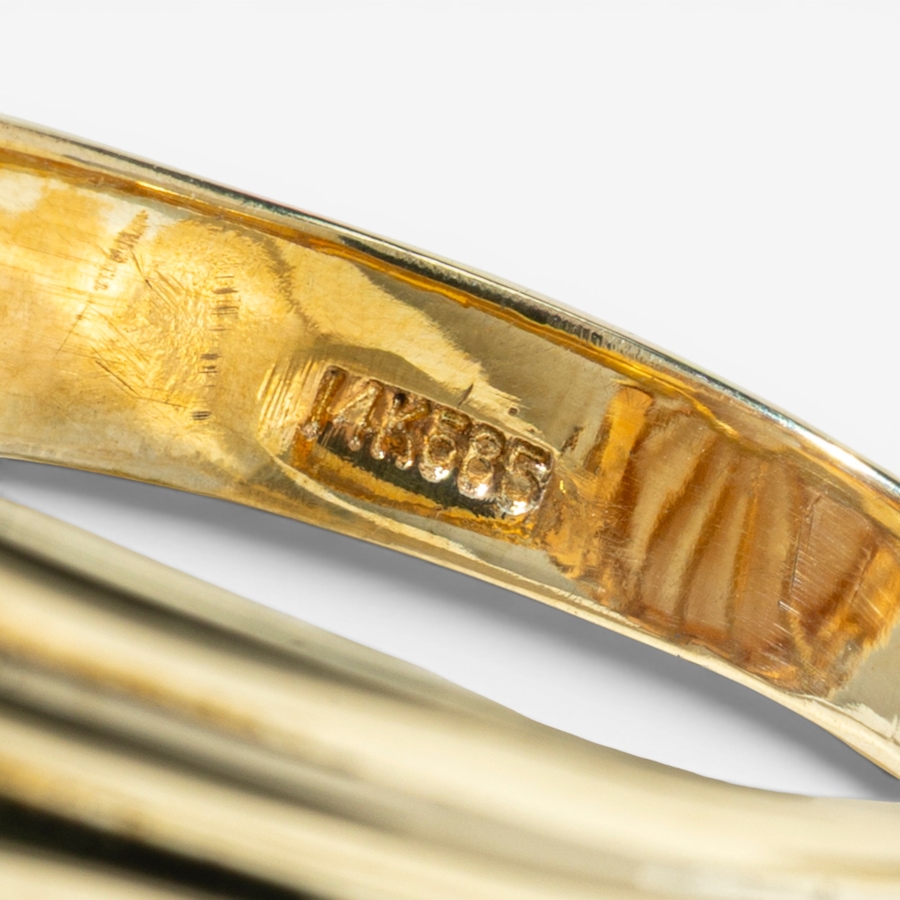 Image 756011_ALTMORE4.jpg, Product 756-011 / Price $3,795.00, Estate Originals 14K Yellow Gold Mabe Pearl and Diamond Ring from Estate Originals on TSC.ca's Jewellery department