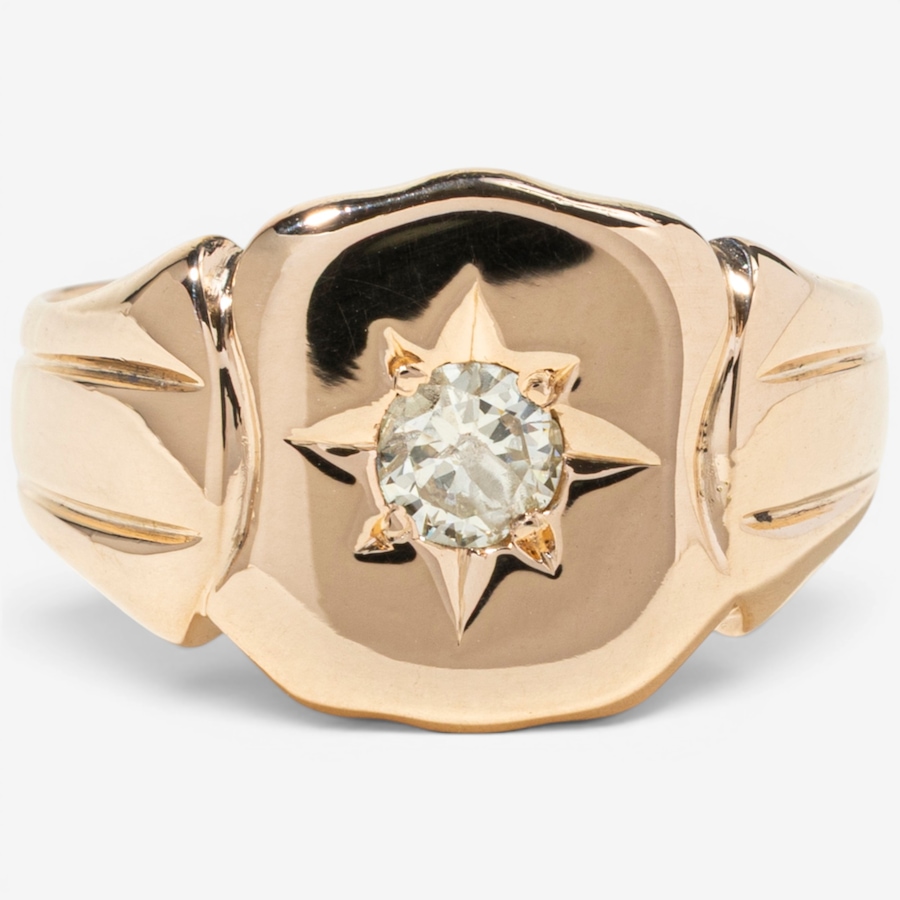 Image 756043.jpg, Product 756-043 / Price $2,688.00, Estate Originals 15K Yellow Gold 0.27-Carat Crest-Shaped Diamond Ring from Estate Originals on TSC.ca's Jewellery department