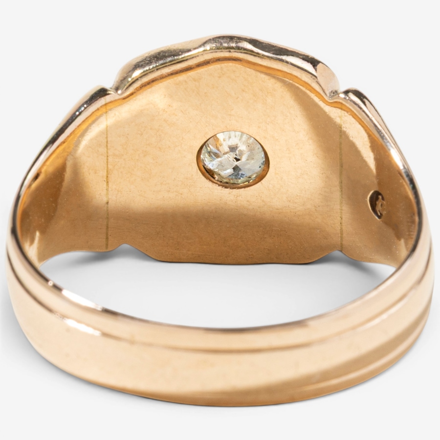 Image 756043_ALTMORE3.jpg, Product 756-043 / Price $2,688.00, Estate Originals 15K Yellow Gold 0.27-Carat Crest-Shaped Diamond Ring from Estate Originals on TSC.ca's Jewellery department