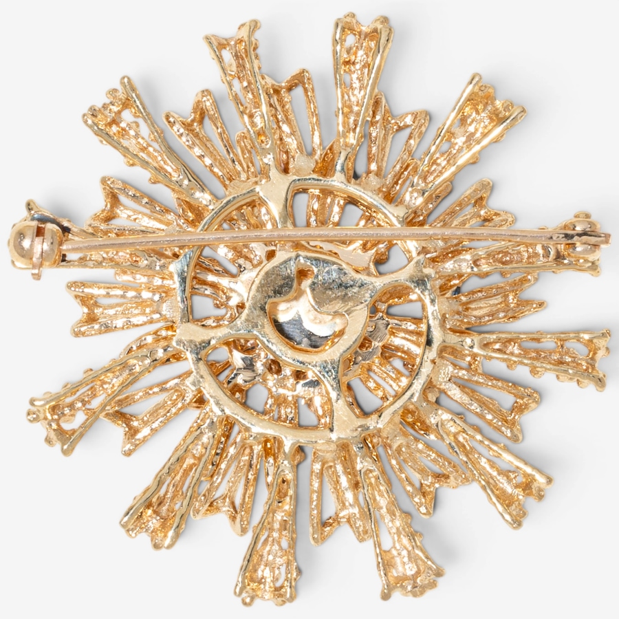 Image 756052_ALTMORE1.jpg, Product 756-052 / Price $4,695.00, Estate Originals 14K Yellow Gold Sapphire and Diamond Starburst Motif Brooch from Estate Originals on TSC.ca's Jewellery department
