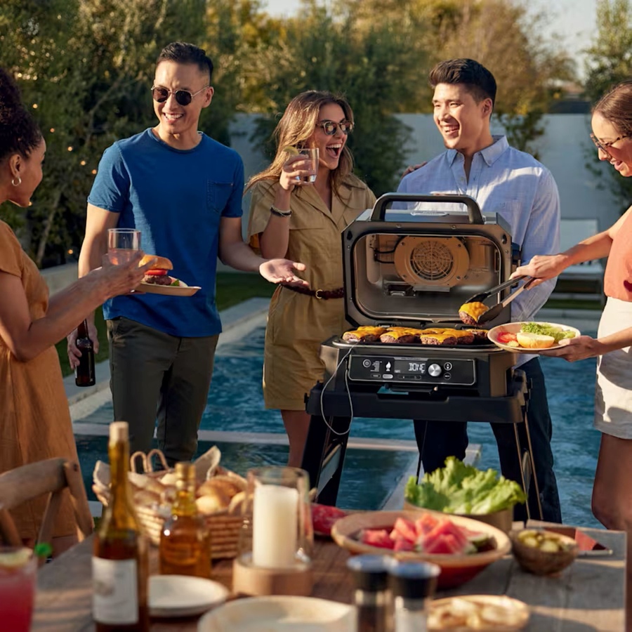 Image 759814_ALTMORE4.jpg, Product 759-814 / Price $599.99, Ninja Woodfire Pro Connect XL Outdoor Grill and Smoker from Ninja on TSC.ca's Home & Garden department