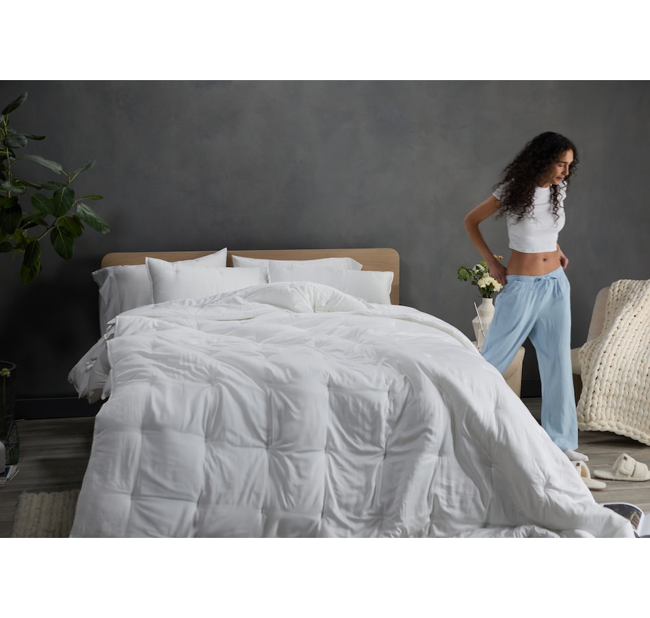 Image 759879_ALTMORE15.jpg, Product 759-879 / Price $299.00 - $374.00, Hush Oversized Iced Cooling Bamboo Comforter Set from Hush on TSC.ca's Home & Garden department