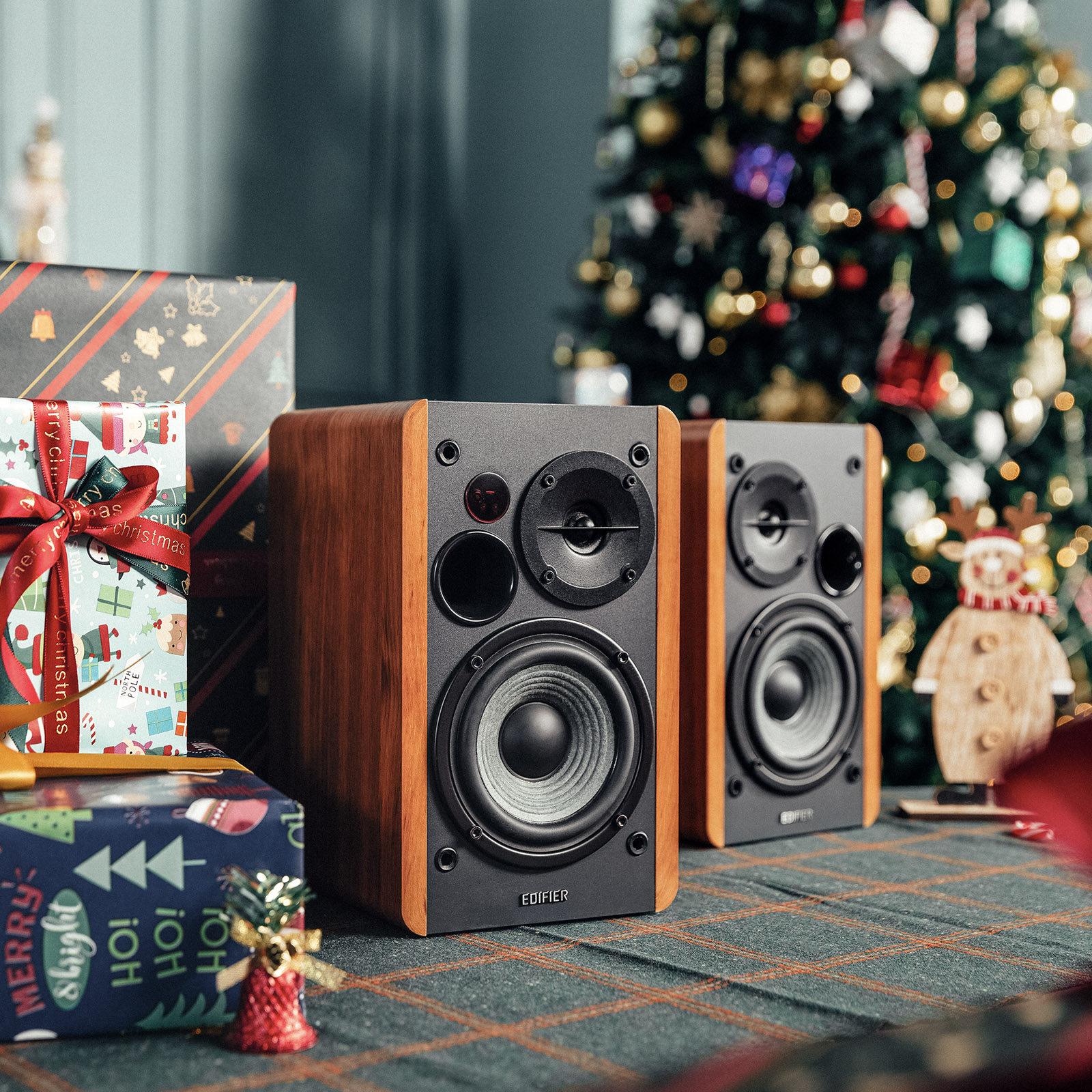 Edifier R1280DBs Active Bluetooth Bookshelf Speakers - TSC.ca