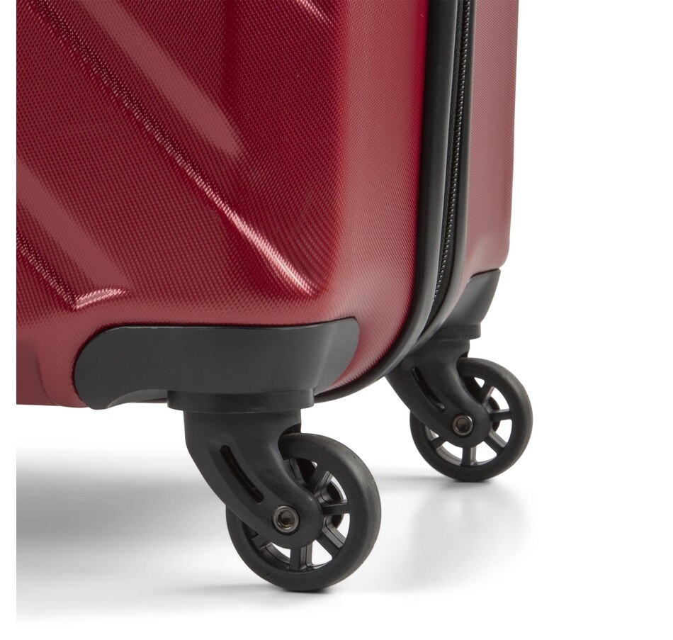 Image 873243_ALTMORE5.jpg, Product 873-243 / Price $500.00, Swiss Mobility - AHB 3 Piece Hardside Luggage Set with Extension from Swiss Mobility on TSC.ca's Home & Garden department