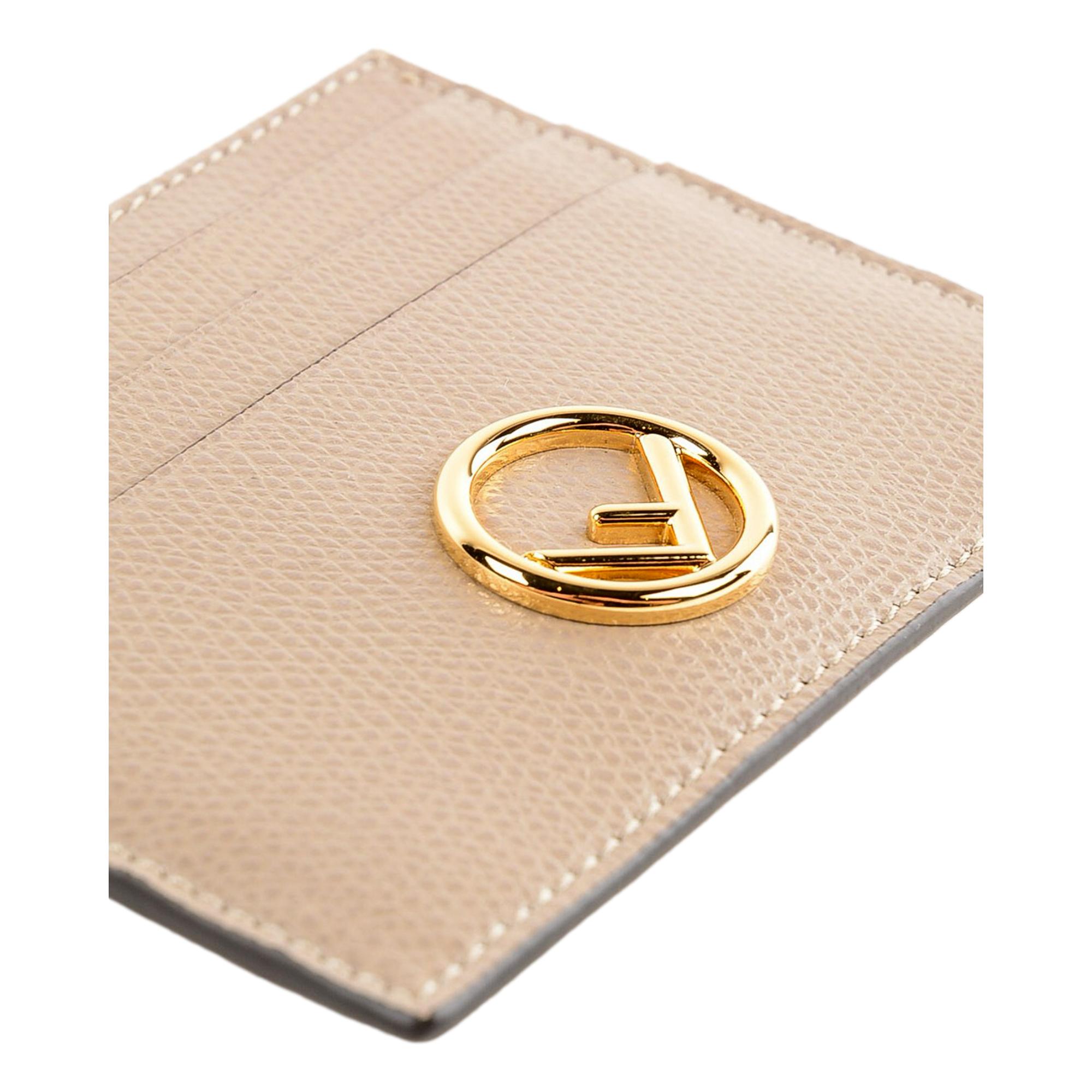 fendi beige wallet