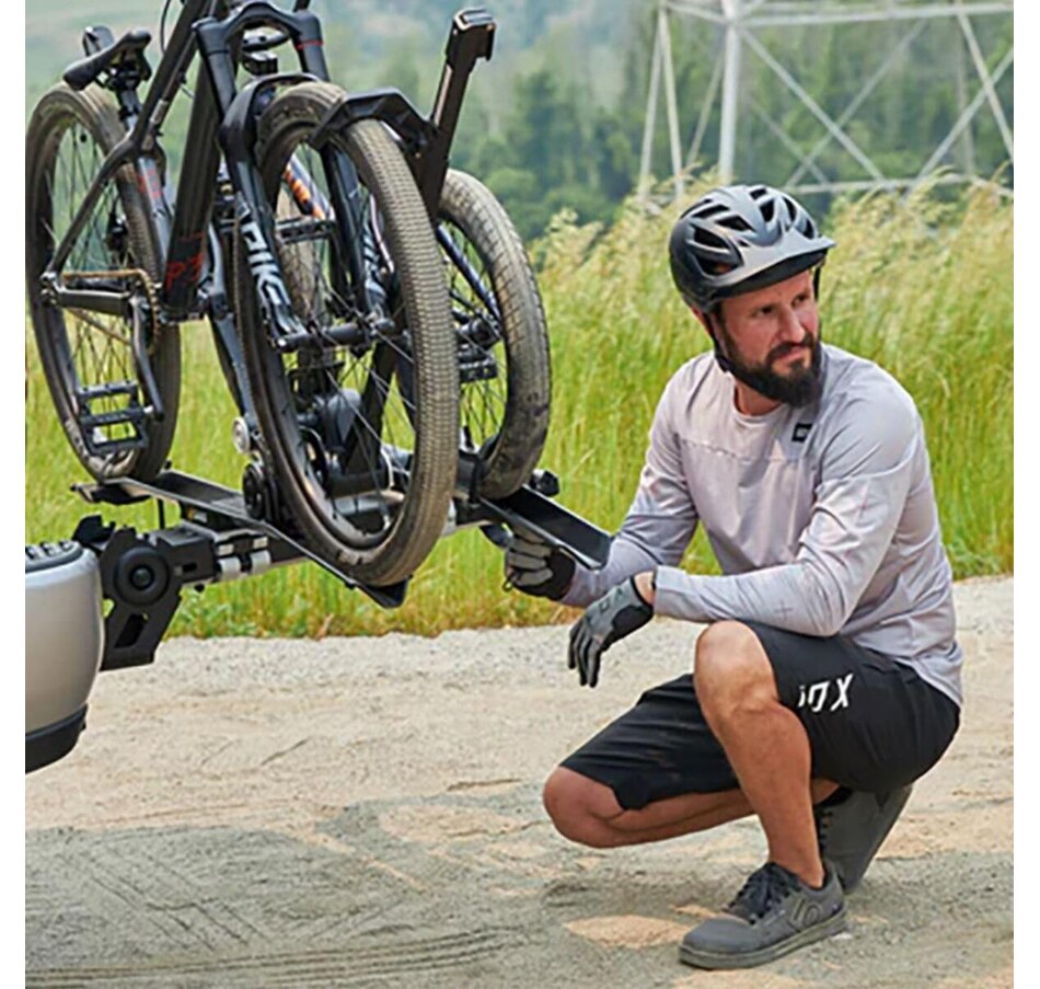 Image 891077_ALTMORE5.jpg, Product 891-077 / Price $349.99, Saris MHS UNO, Single Arm Hitch Bike Rack for Cars, Trucks and SUVs from Saris on TSC.ca's Health & Fitness department