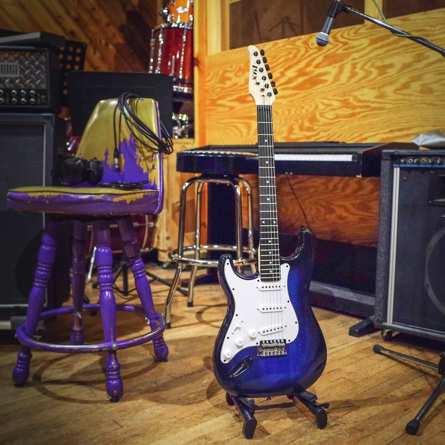 Image 891116_ALTMORE7.jpg, Product 891-116 / Price $239.99, LyxPro Electric Guitar Kit, 39” Left Handed Electric Guitar & Electric Guitar Accessories, Blue from LyxPro on TSC.ca's Toys & Hobbies department