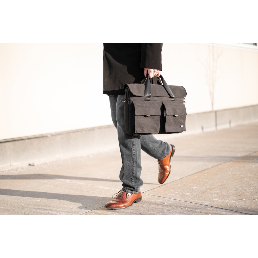 Image 899326_ALTMORE16.jpg, Product 899-326 / Price $99.00, PKG Richmond 10L Messenger from PKG on TSC.ca's Home & Garden department