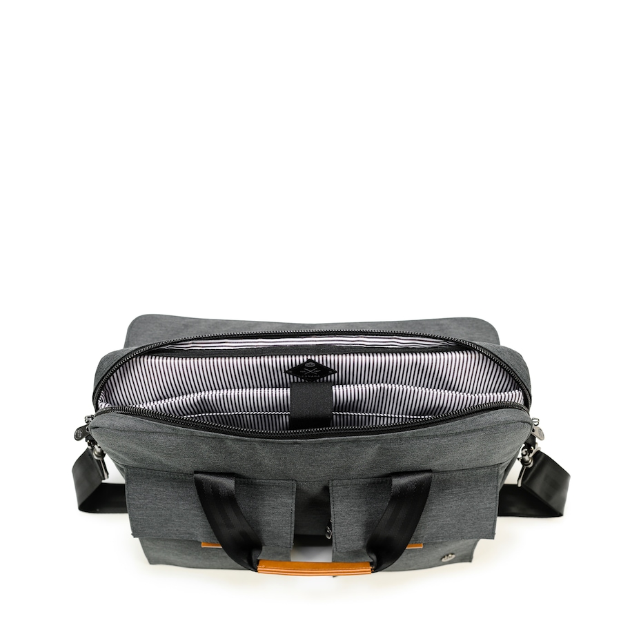 Image 899326_ALTMORE3.jpg, Product 899-326 / Price $99.00, PKG Richmond 10L Messenger from PKG on TSC.ca's Home & Garden department