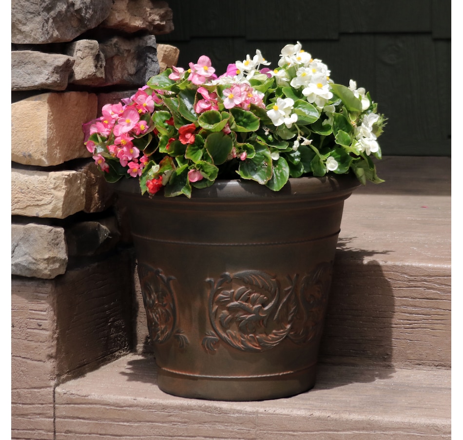 Image 899585_ALTMORE1.jpg, Product 899-585 / Price $101.85 - $247.25, Arabella Planter - 16 in (40.6 cm) from Sunnydaze Décor on TSC.ca's Home & Garden department
