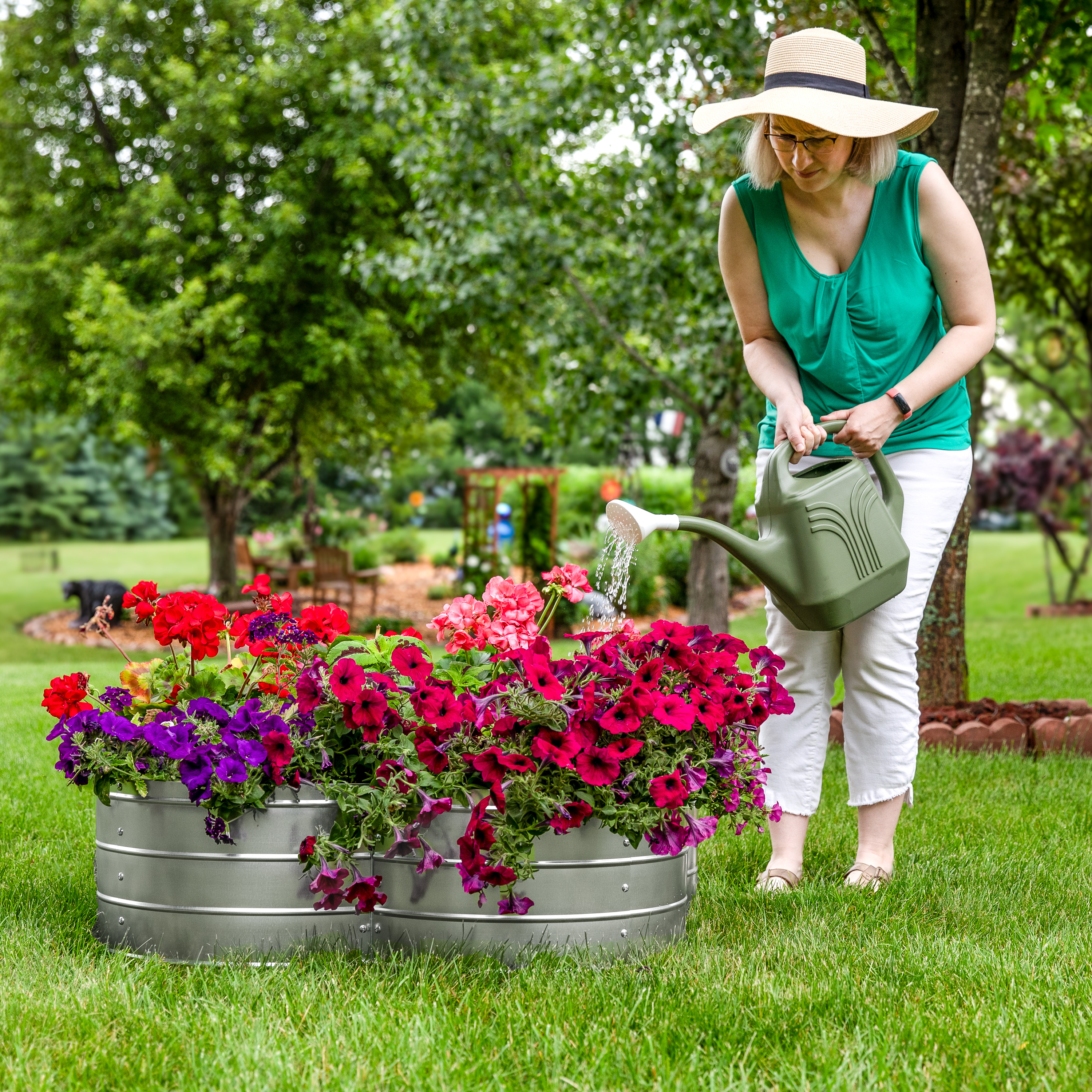 4-Leaf Clover-Shaped Galvanized Steel Raised Garden Bed - TSC.ca