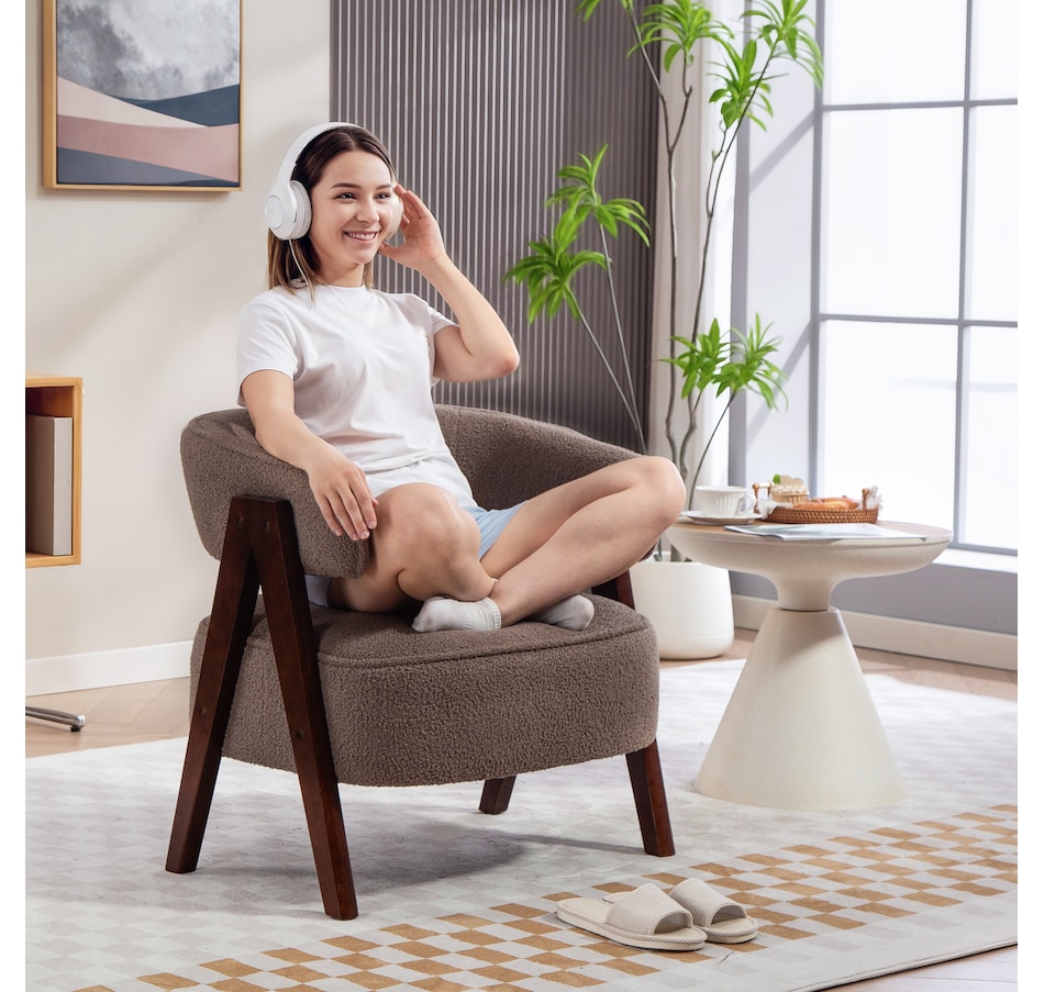 Image 917404_ALTMORE6.jpg, Product 917-404 / Price $209.99, HOMCOM Tub Chair, Sherpa Fleece Accent Chair with Wood Legs from HOMCOM on TSC.ca's Home & Garden department