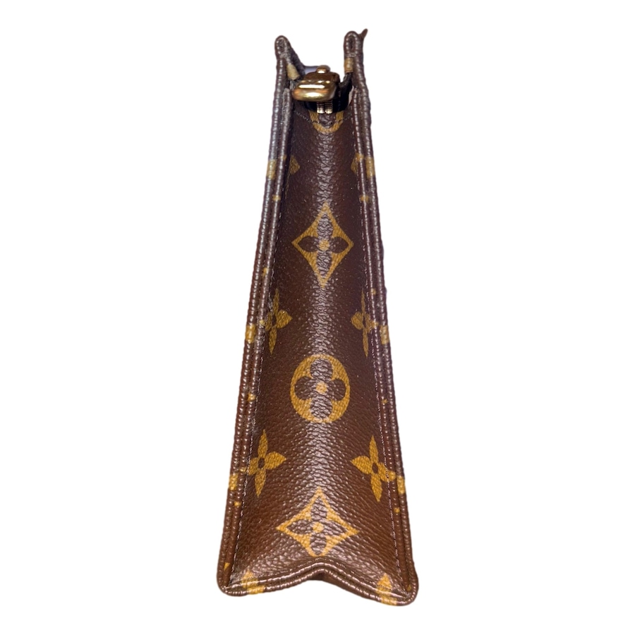 Image 922324_ALTMORE5.jpg, Product 922-324 / Price $1,034.00, Louis Vuitton Monogram Poche Toilette 19 Clutch (Pre-owned) from Louis Vuitton on TSC.ca's Fashion department