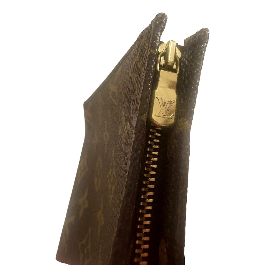Image 922324_ALTMORE6.jpg, Product 922-324 / Price $1,034.00, Louis Vuitton Monogram Poche Toilette 19 Clutch (Pre-owned) from Louis Vuitton on TSC.ca's Fashion department
