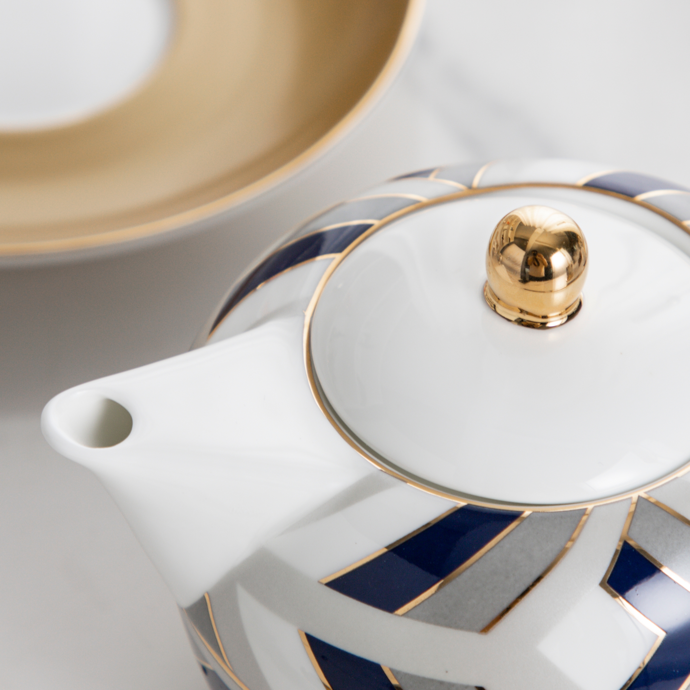 The Whispers of Elegance Tea Service Collection - Tea for one Tea