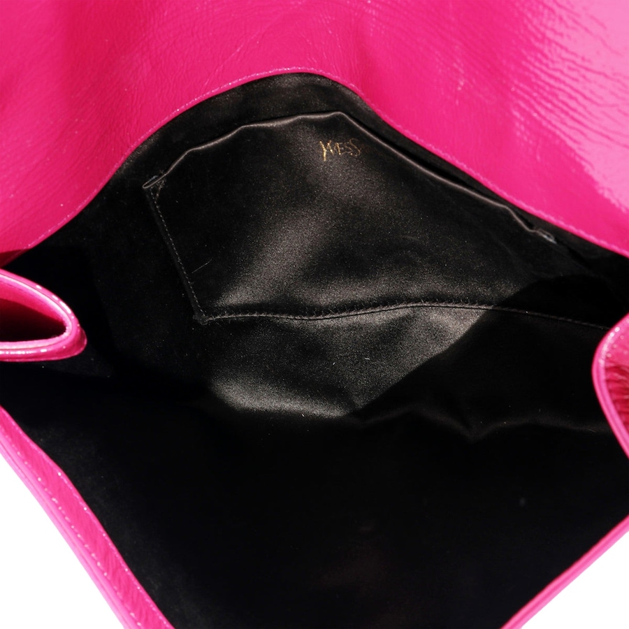 Image 938764_ALTMORE5.jpg, Product 938-764 / Price $1,105.00, Yves Saint Laurent Belle de Jour Pink Patent Leather Clutch (Pre-owned) from Yves Saint Laurent on TSC.ca's Fashion department