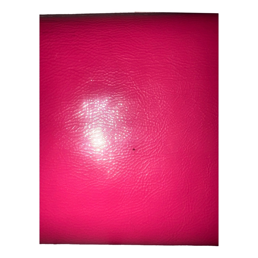 Image 938764_ALTMORE6.jpg, Product 938-764 / Price $1,105.00, Yves Saint Laurent Belle de Jour Pink Patent Leather Clutch (Pre-owned) from Yves Saint Laurent on TSC.ca's Fashion department