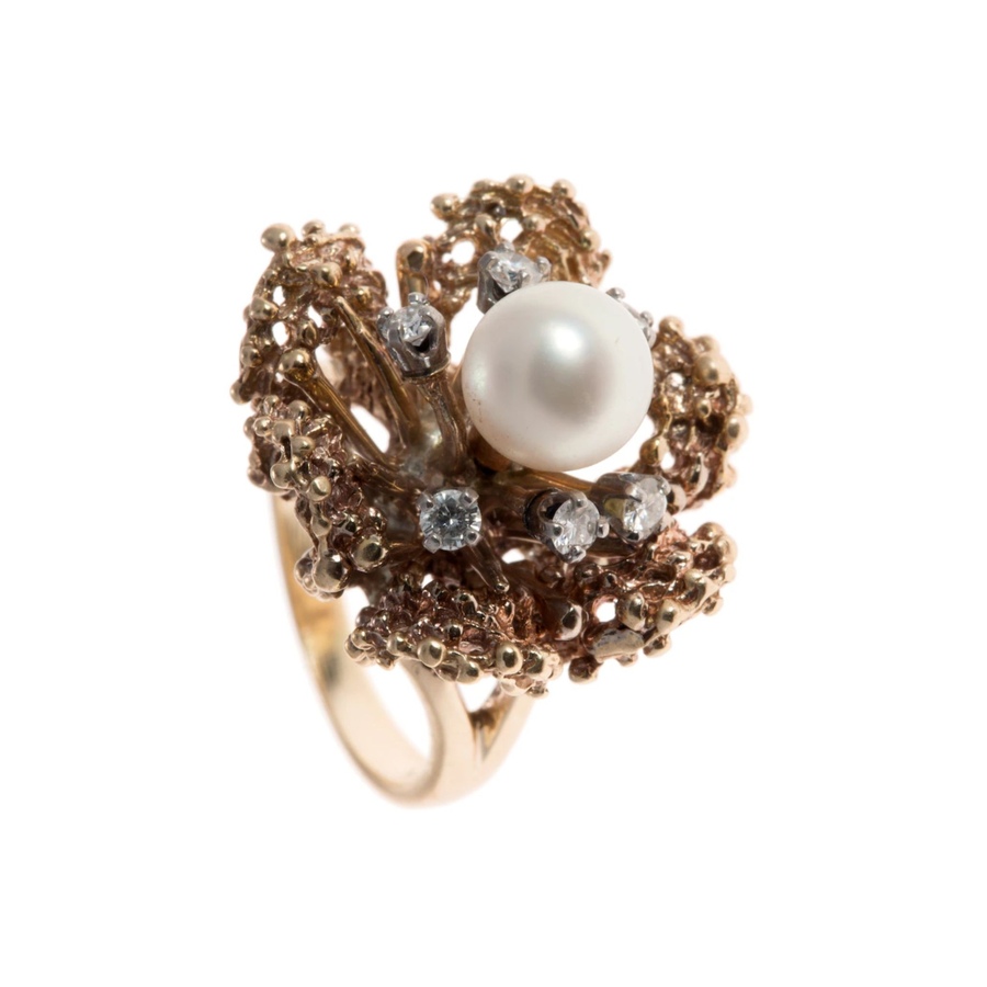Image 942025.jpg, Product 942-025 / Price $2,495.00, 10K Yellow & White Gold Floral Design Cultured Pearl And Diamond Ring from Estate Jewel Finds on TSC.ca's Jewellery department