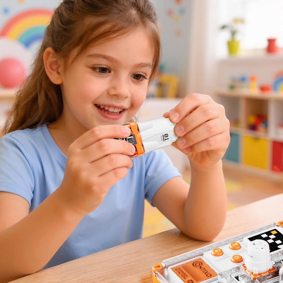 Image 952912_ALTMORE2.jpg, Product 952-912 / Price $84.99, Contixo CB1 Kids Circuit Building Kit with 500+ STEM Experiments & Snap-Together Electronics from Contixo on TSC.ca's Toys & Hobbies department