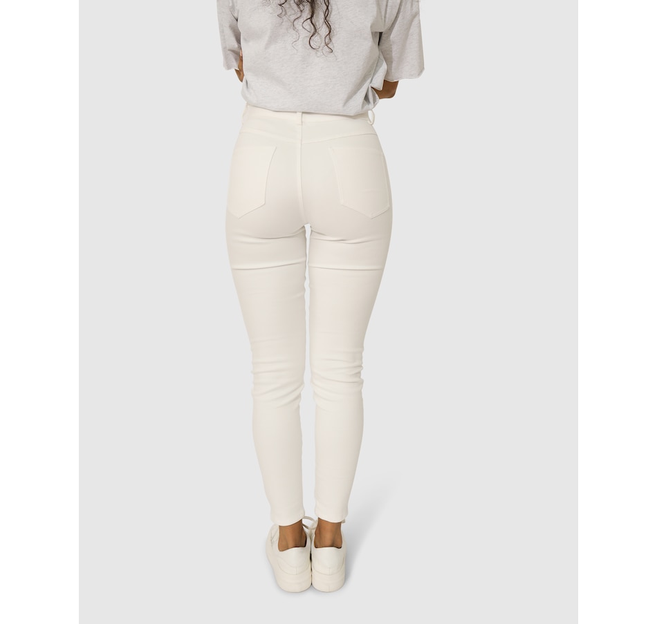 Image 966496_ALTMORE4.jpg, Product 966-496 / Price $71.97, belle & bloom Skinny Dip Jeans from belle & bloom on TSC.ca's Fashion department