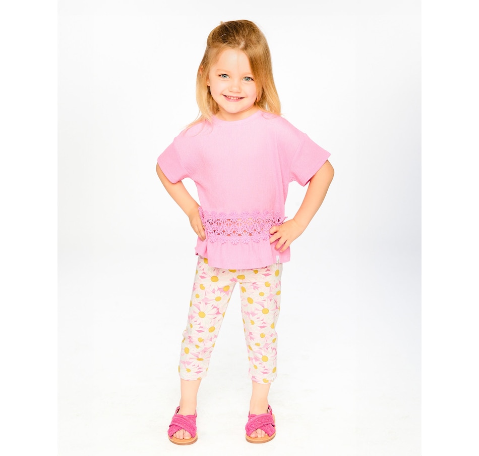 Image 968004_ALTMORE1.jpg, Product 968-004 / Price $30.00 - $32.00, Jersey Daisies Capri Leggings from Deux par Deux on TSC.ca's Fashion department