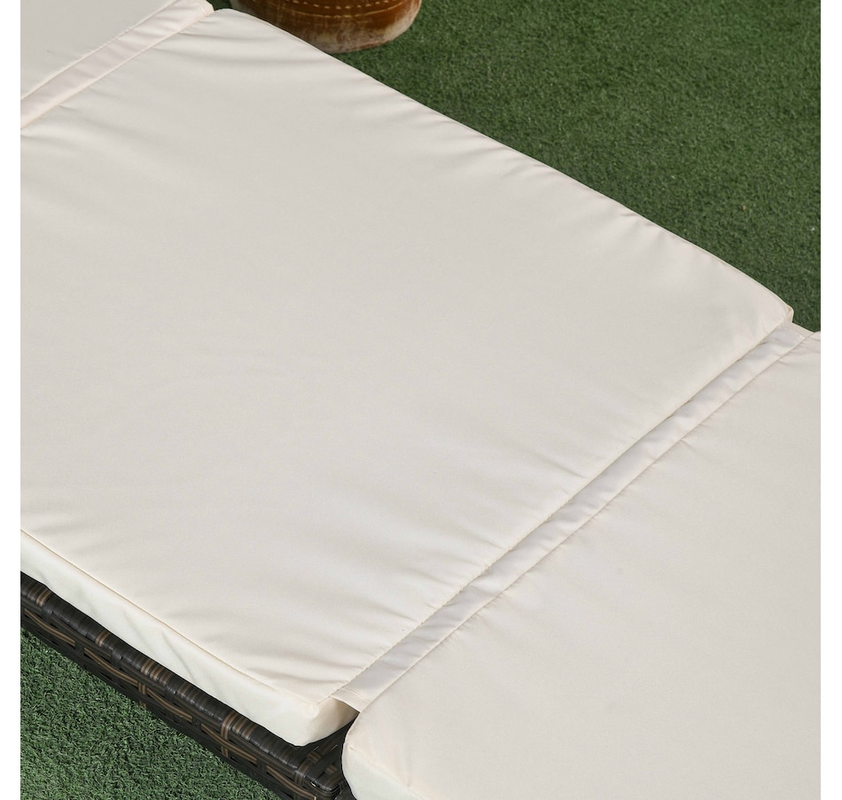 Image 969251_ALTMORE8.jpg, Product 969-251 / Price $134.99, Outsunny Patio Lounger from Outsunny on TSC.ca's Home & Garden department