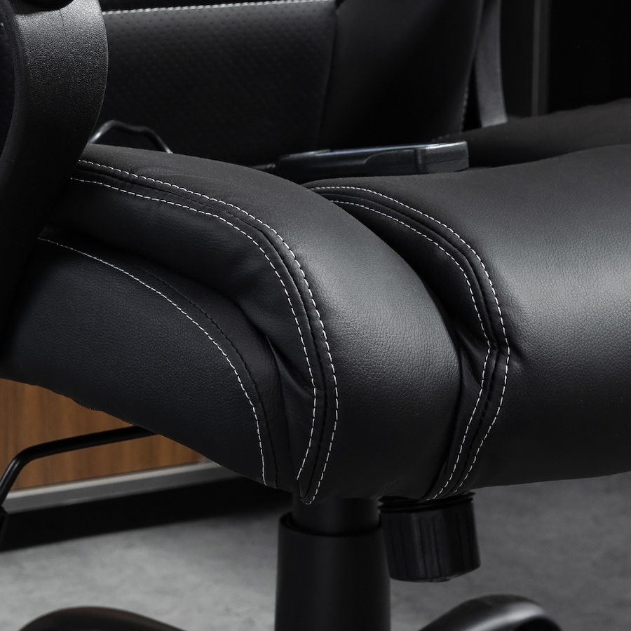 Image 980784_ALTMORE25.jpg, Product 980-784 / Price $176.99 - $179.99, Vinsetto High Back 6 Points Vibration Massage Executive Office Chair from Vinsetto on TSC.ca's Home & Garden department