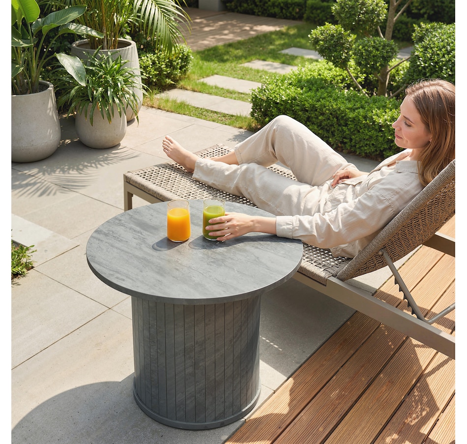Image 982457_ALTMORE17.jpg, Product 982-457 / Price $84.99, HOMCOM Round Coffee Table, Center Table w/ Slatted Column Base from HOMCOM on TSC.ca's Home & Garden department
