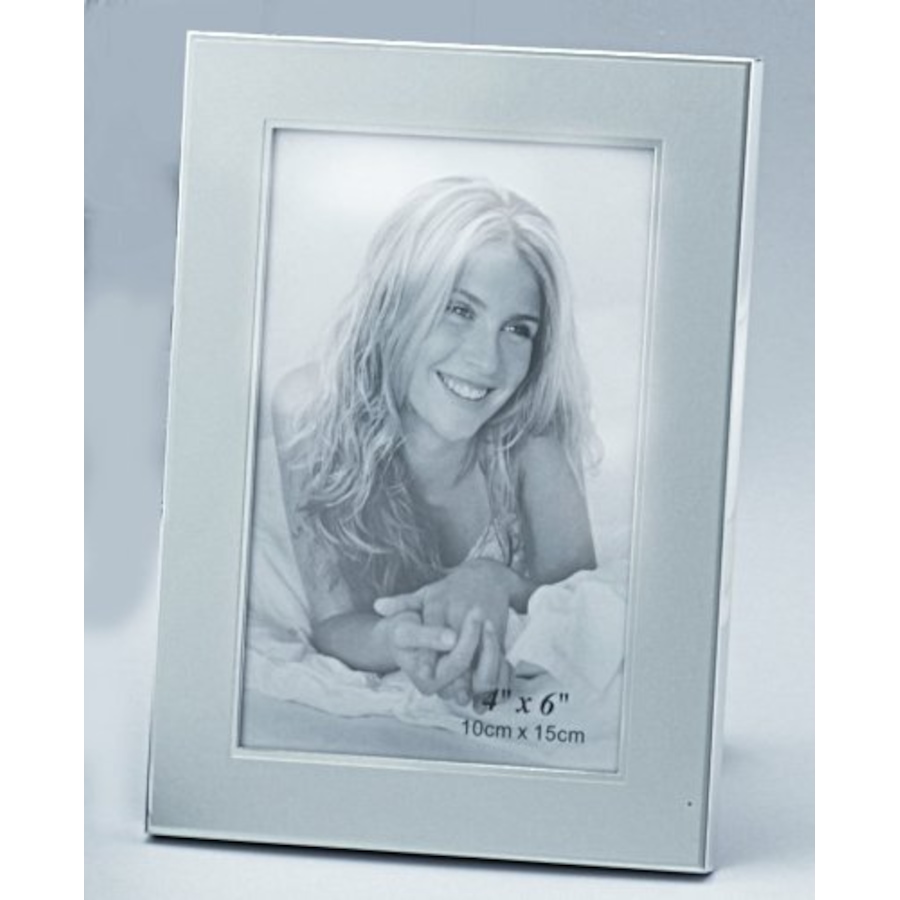 Image 986232.jpg, Product 986-232 / Price $33.00, Elegance 5 x 7" Jolene Photo Frame from Elegance Tableware on TSC.ca's Home & Garden department