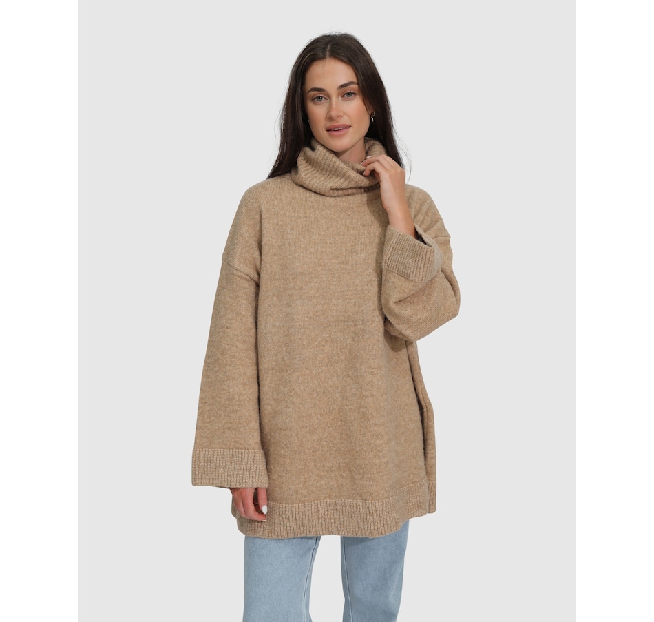 Image 987169_ST02.jpg, Product 987-169 / Price $64.98 - $90.96, Belle & Bloom Cuddle Me Oversized Tunic Sweater from belle & bloom on TSC.ca's Fashion department