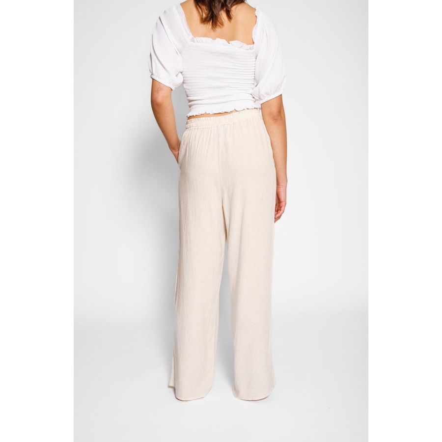 Image 992531_ALTMORE2.jpg, Product 992-531 / Price $95.00, Capri Travel Pant from Koy Resort on TSC.ca's Fashion department