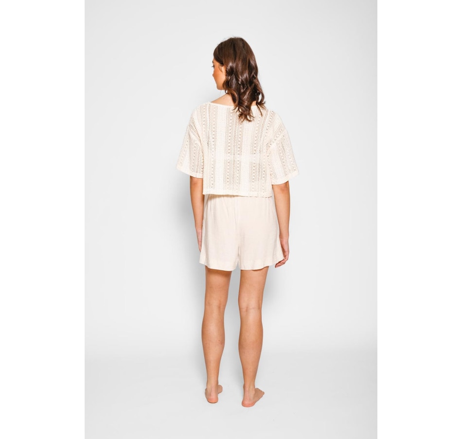 Image 992541_ALTMORE2.jpg, Product 992-541 / Price $75.00, Capri Travel Shorts from Koy Resort on TSC.ca's Fashion department