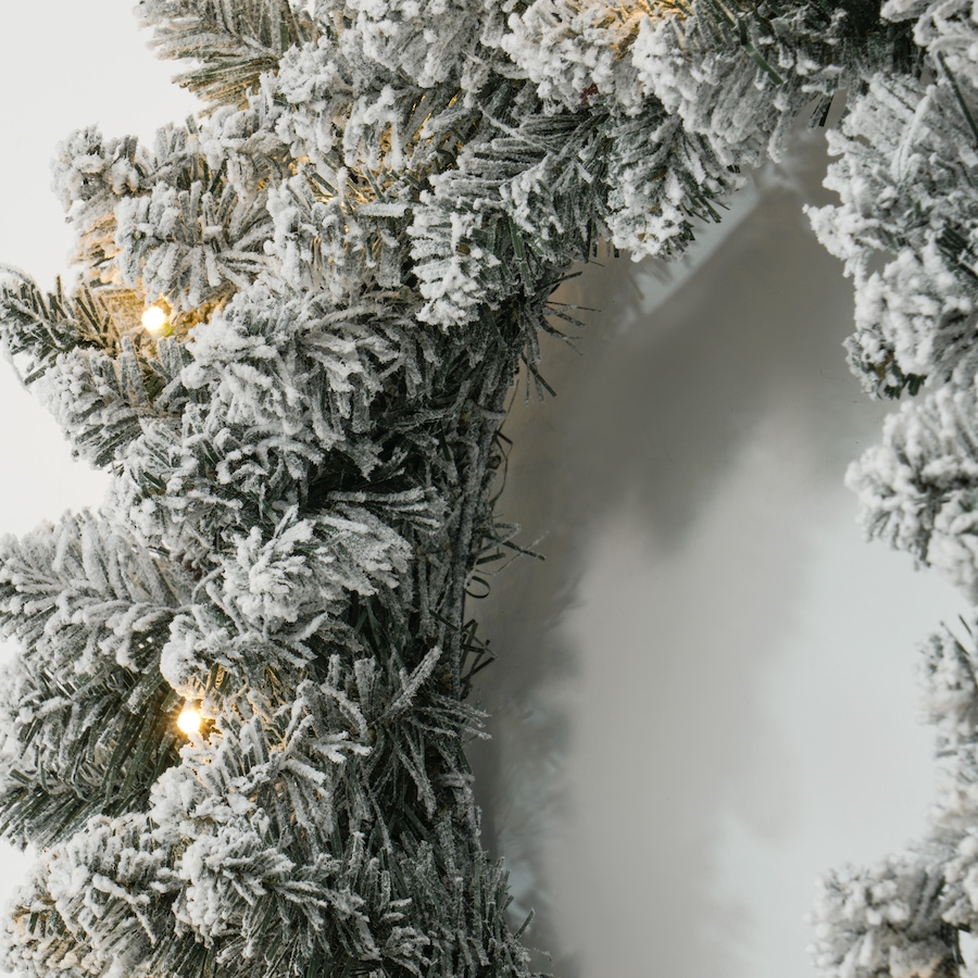 Image 994442_ALTMORE8.jpg, Product 994-442 / Price $49.99, HOMCOM 24" Pre-Lit Christmas Wreath with Pine Cones and Berries Green from HOMCOM on TSC.ca's Home & Garden department