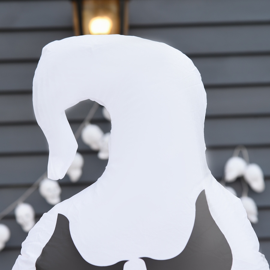 Image 994476_ALTMORE7.jpg, Product 994-476 / Price $54.99, HOMCOM 6FT Halloween Inflatable Pumpkin Jack-O-Lantern Ghosts for Garden from HOMCOM on TSC.ca's Home & Garden department